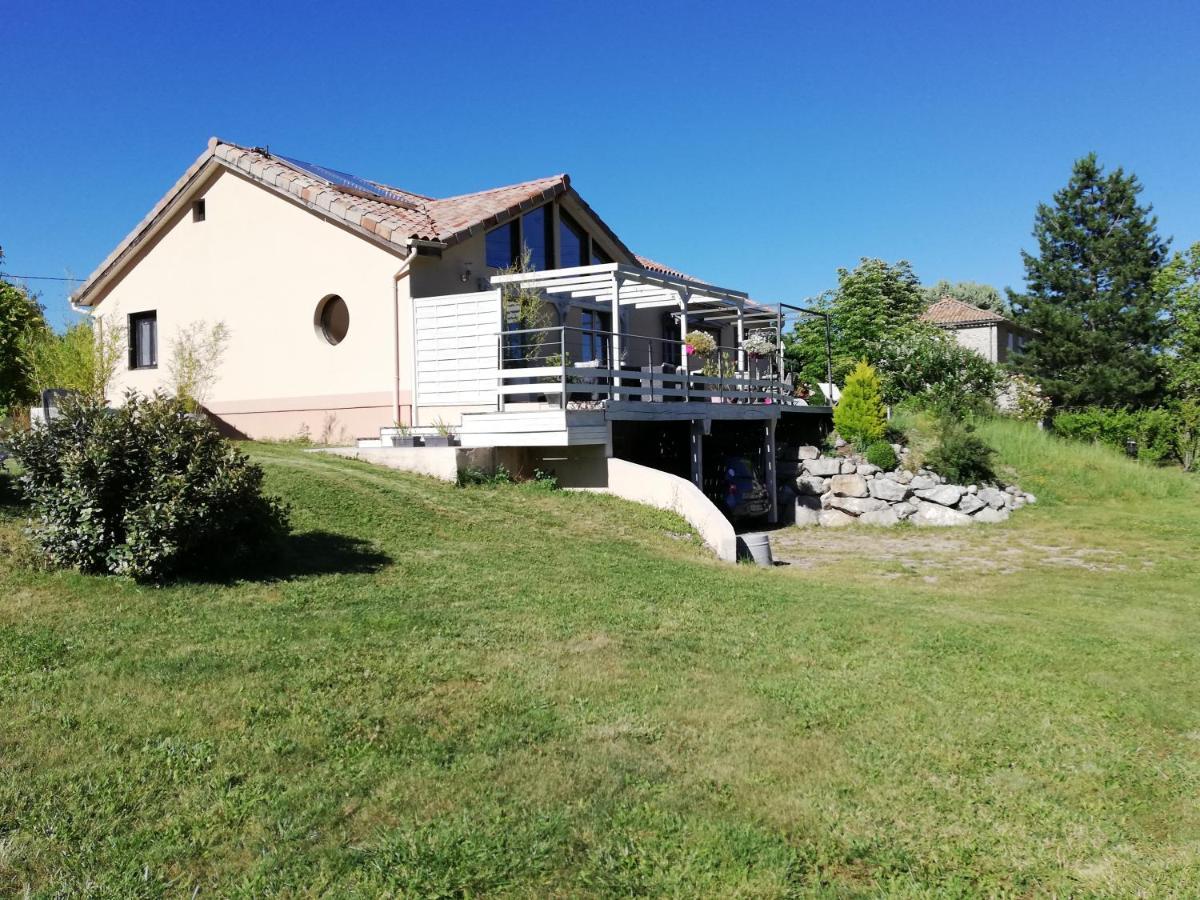 Le Petit Nid Douillet Bed and Breakfast Trescléoux Exteriör bild